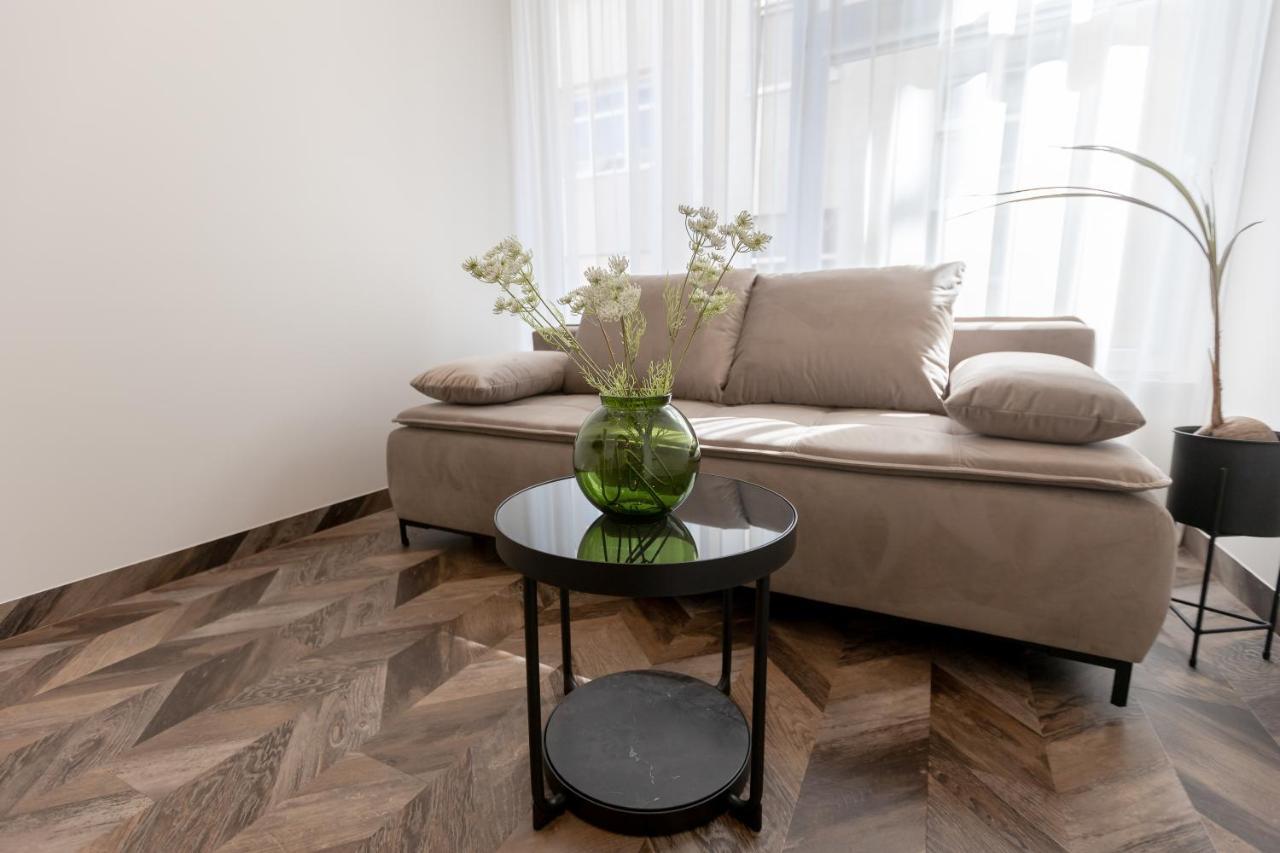 Laisve Boutique Apartments Kowno Zewnętrze zdjęcie